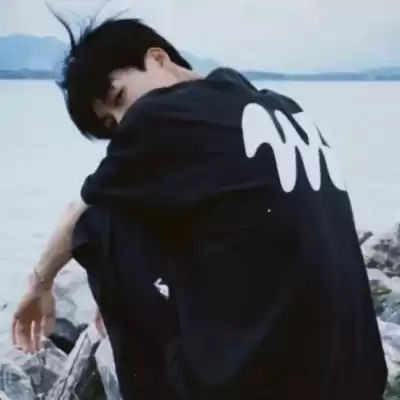 郝依霜